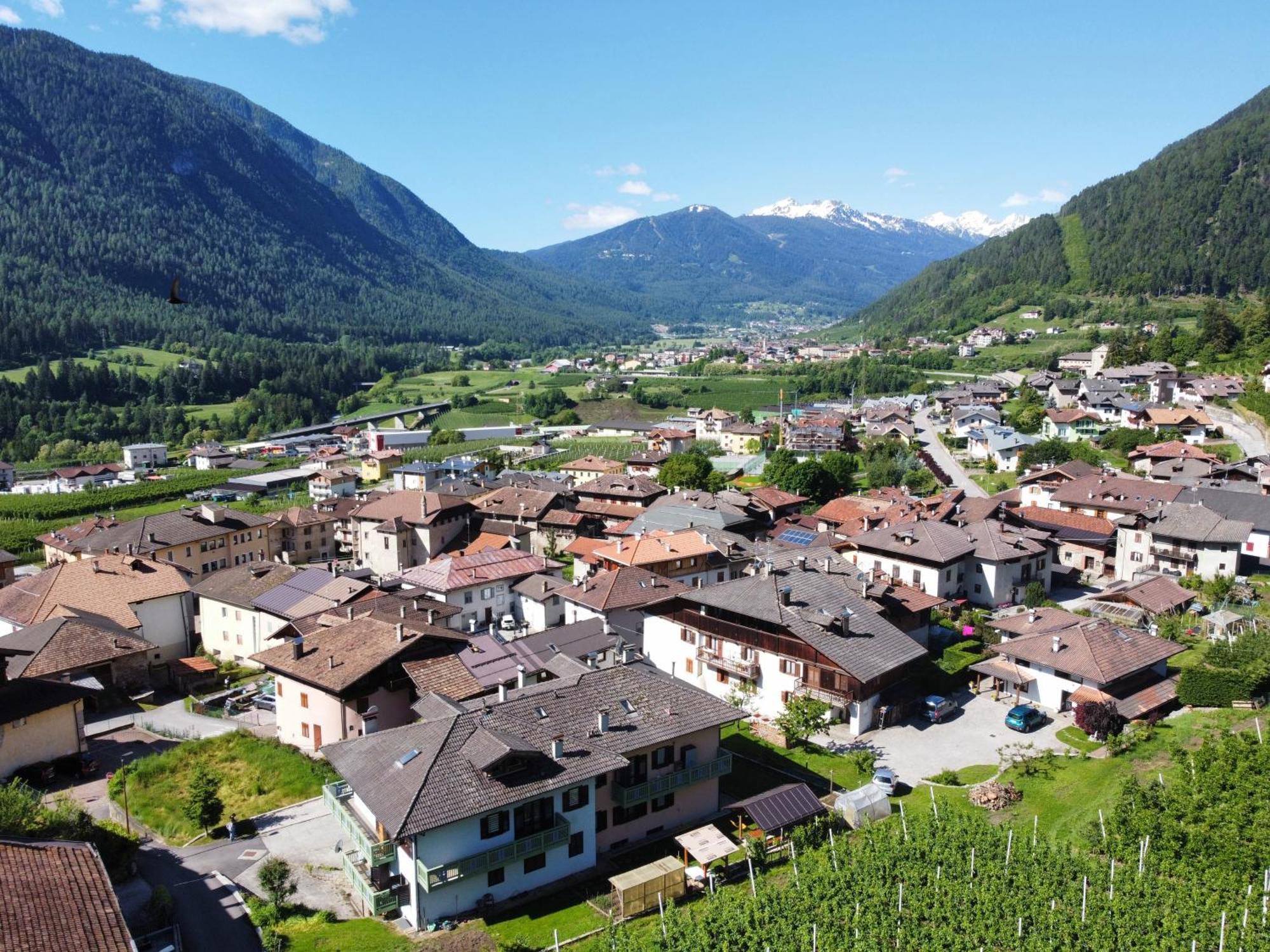 La Casa Del Sole Apartment Terzolas ภายนอก รูปภาพ
